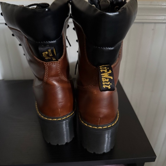 Dr. Martens kamilla boots size 9 - Picture 3 of 7